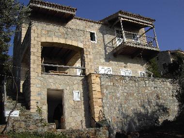 Maison de vacances �/en/au Glossa (Magnisia)ou appartement ou maison de vacances