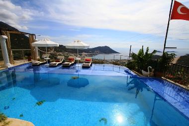 Maison de vacances /en/au kalkan (Antalya)ou appartement ou maison de vacances