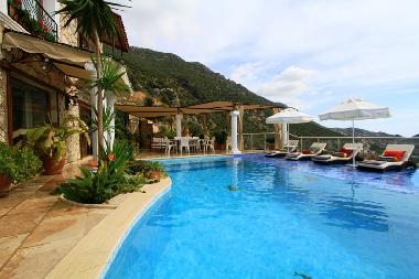 Maison de vacances /en/au kalkan (Antalya)ou appartement ou maison de vacances