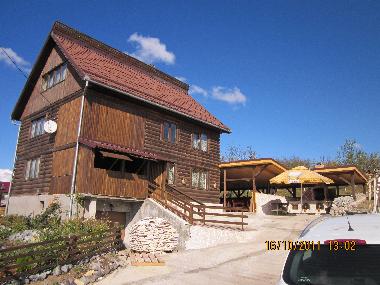 Chalet �/en/au Petrestii de Jos, sat Craiesti (Cluj)ou appartement ou maison de vacances
