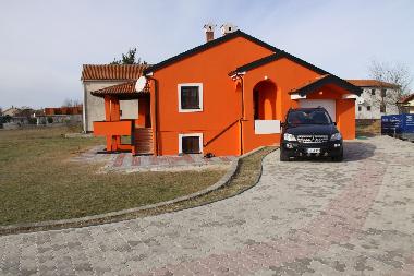 Bateau �/en/au Nin (Zadarska)ou appartement ou maison de vacances