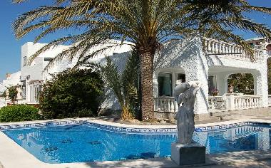 Maison de vacances /en/au Ampuriabrava (Girona)ou appartement ou maison de vacances