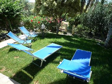Maison de vacances �/en/au costa rei (Cagliari)ou appartement ou maison de vacances