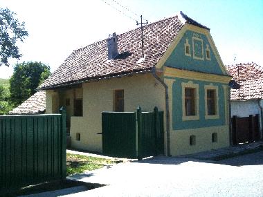 Maison de vacances �/en/au Cund (Mures)ou appartement ou maison de vacances