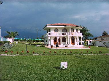 Maison de vacances �/en/au chinauta (Cundinamarca)ou appartement ou maison de vacances