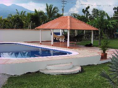 Maison de vacances �/en/au chinauta (Cundinamarca)ou appartement ou maison de vacances