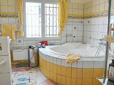 Maison de vacances /en/au St. Raphael -Agay (Var)ou appartement ou maison de vacances