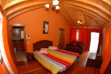 Maison de vacances /en/au Prazeres (Madeira)ou appartement ou maison de vacances
