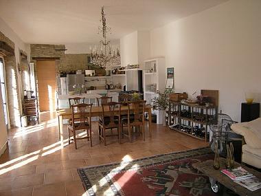 Villa �/en/au Alba (Asti)ou appartement ou maison de vacances
