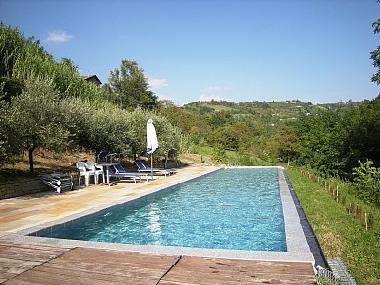Villa �/en/au Alba (Asti)ou appartement ou maison de vacances