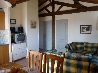 Maison de vacances �/en/au Doissat (Dordogne)ou appartement ou maison de vacances
