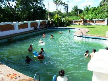 Chambre avec petit d�jeuner �/en/au Mariano Roque Alonso (Central)ou appartement ou maison de vacances