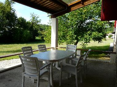 Maison de vacances /en/au Medillac (Charente)ou appartement ou maison de vacances