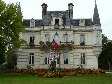 Maison de vacances /en/au Medillac (Charente)ou appartement ou maison de vacances