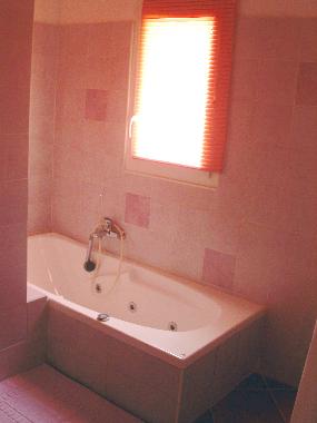 Maison de vacances /en/au figari (Corse-du-Sud)ou appartement ou maison de vacances