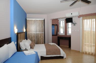 Chambre avec petit d�jeuner �/en/au Sarti (Chalkidiki)ou appartement ou maison de vacances