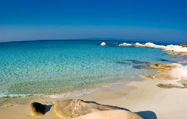 Chambre avec petit d�jeuner �/en/au Sarti (Chalkidiki)ou appartement ou maison de vacances