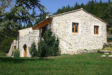 Maison de vacances /en/au Chastel Arnaud (Drme)ou appartement ou maison de vacances