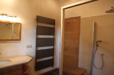 Maison de vacances /en/au Chastel Arnaud (Drme)ou appartement ou maison de vacances