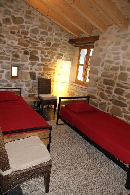 Maison de vacances /en/au Chastel Arnaud (Drme)ou appartement ou maison de vacances