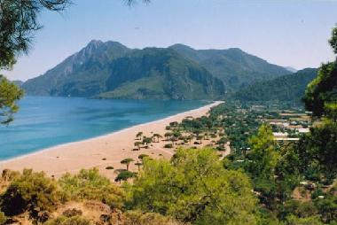 Chambre avec petit djeuner /en/au Cirali (Antalya)ou appartement ou maison de vacances