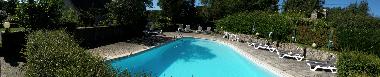 Piscine chauff�e Domaine de Mezeyrac