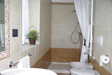 Chambre avec petit d�jeuner �/en/au Claino con Osteno (Como)ou appartement ou maison de vacances