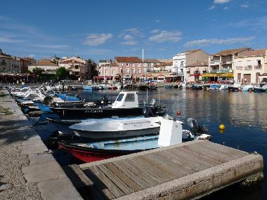 Maison de vacances /en/au Mze (Hrault)ou appartement ou maison de vacances
