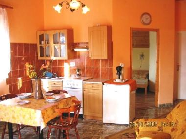 Maison de vacances �/en/au H�viz (Zala)ou appartement ou maison de vacances