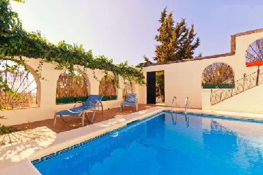 Appartement de vacances �/en/au chilches (M�laga)ou appartement ou maison de vacances