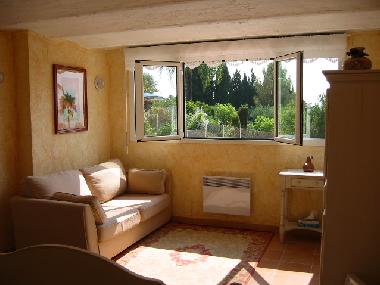 Chambre avec petit djeuner /en/au Golfe Juan (Alpes-Maritimes)ou appartement ou maison de vacances