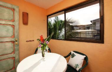 Apartment: terrasse avec vue sur notre jardin