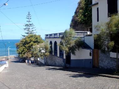 Appartement de vacances /en/au Porto da Cruz (Madeira)ou appartement ou maison de vacances