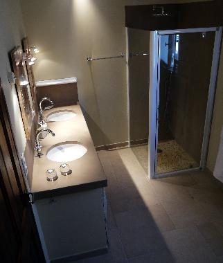 Villa /en/au Roussillon (Vaucluse)ou appartement ou maison de vacances