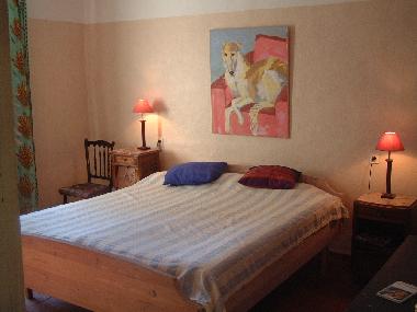 Maison de vacances �/en/au Rians (35 km v. Aix) (Var)ou appartement ou maison de vacances