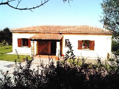 Maison de vacances /en/au Arzachena (Olbia-Tempio)ou appartement ou maison de vacances