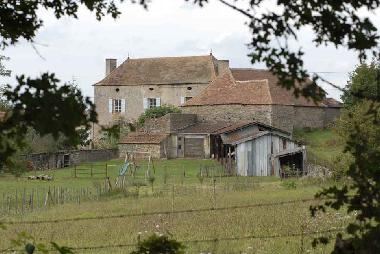 Appartement de vacances �/en/au Saint Ythaire (Sa�ne-et-Loire)ou appartement ou maison de vacances