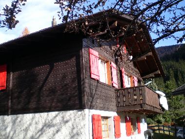 Chalet �/en/au Blatten (Aletsch)ou appartement ou maison de vacances
