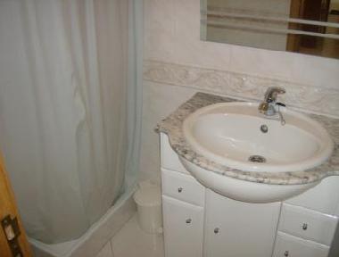 Chambre avec petit djeuner /en/au Alvor (Algarve)ou appartement ou maison de vacances