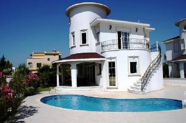 Maison de vacances /en/au Belek (Antalya)ou appartement ou maison de vacances