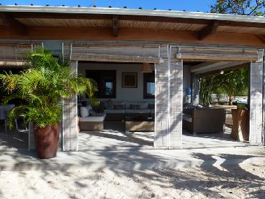 Maison de vacances /en/au Roches Noires (Flacq)ou appartement ou maison de vacances