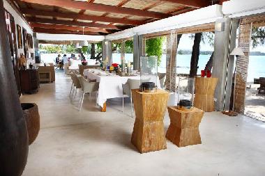 Maison de vacances /en/au Roches Noires (Flacq)ou appartement ou maison de vacances