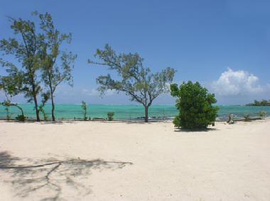 Maison de vacances /en/au Roches Noires (Flacq)ou appartement ou maison de vacances