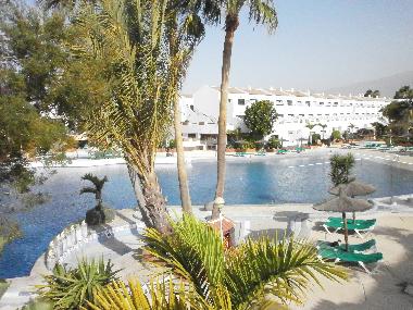 VUE DE LA TERRASSE DE L