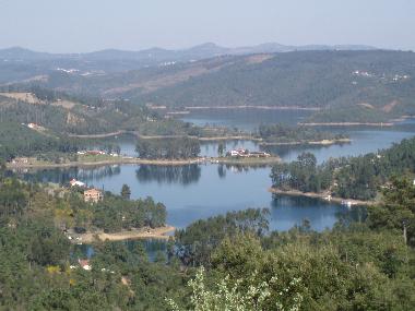 Maison de vacances /en/au Serra de Tomar (Mdio Tejo)ou appartement ou maison de vacances