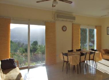 Maison de vacances �/en/au Lania (Limassol)ou appartement ou maison de vacances