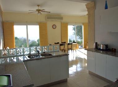 Maison de vacances �/en/au Lania (Limassol)ou appartement ou maison de vacances