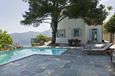 Villa �/en/au skopelos (Magnisia)ou appartement ou maison de vacances