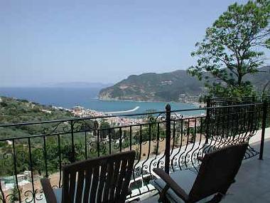 Villa �/en/au skopelos (Magnisia)ou appartement ou maison de vacances