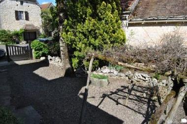 Maison de vacances /en/au Snaillac-Lauzs (Lot)ou appartement ou maison de vacances